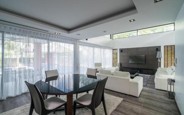 Diamond VIP villas by Lofty