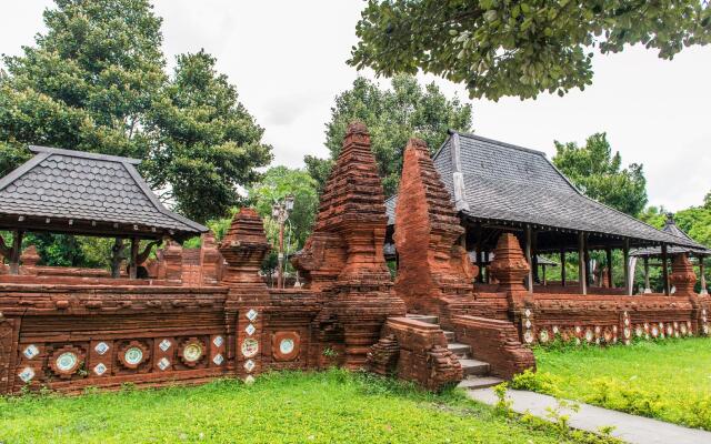Dewi Guest House Syariah by Oyo
