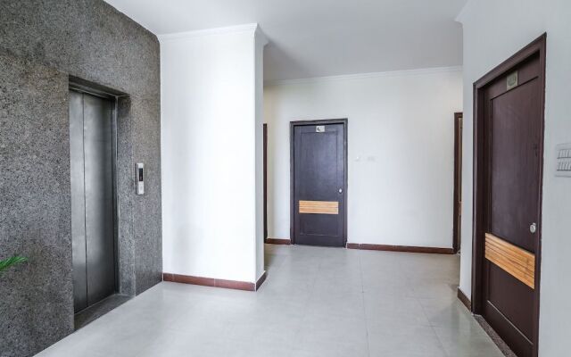 OYO 14892 Hotel Tourista