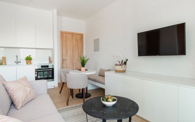 Sanders Armonta Studio w Balcony B35