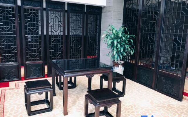 Ruting Yayuan Hotel