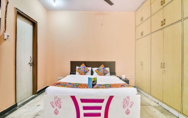 FabHotel Casa Meera Boutique