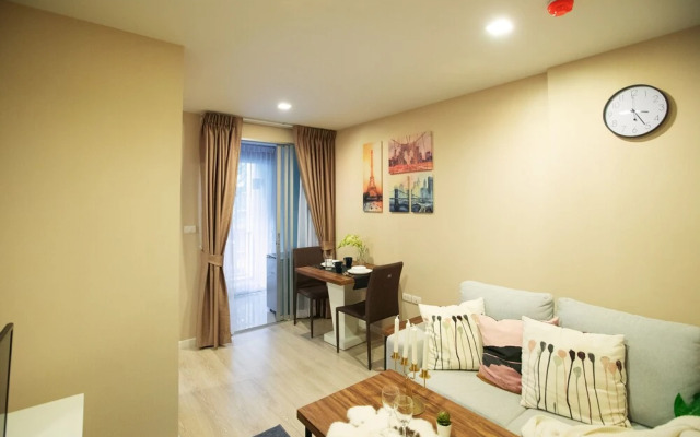 Near BK University Quiet Condo in Rama4 bkb141