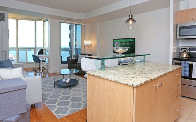 Spectacular High Rise On The Waterfront