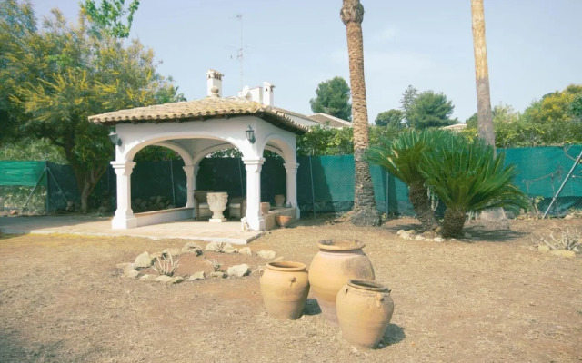 Rosal in El Tosalet With 5 Bedrooms and 3 Bathrooms