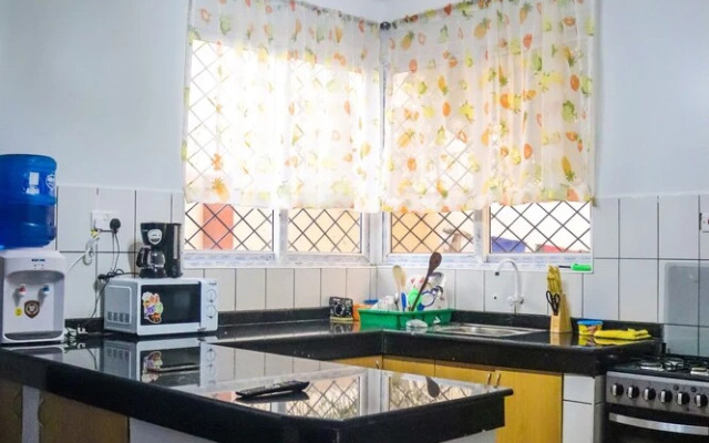 Lux Suites Bamburi View Apartments