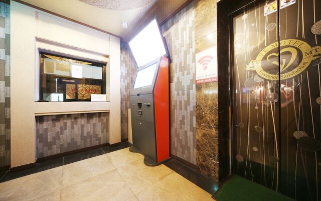 Rhea hotel