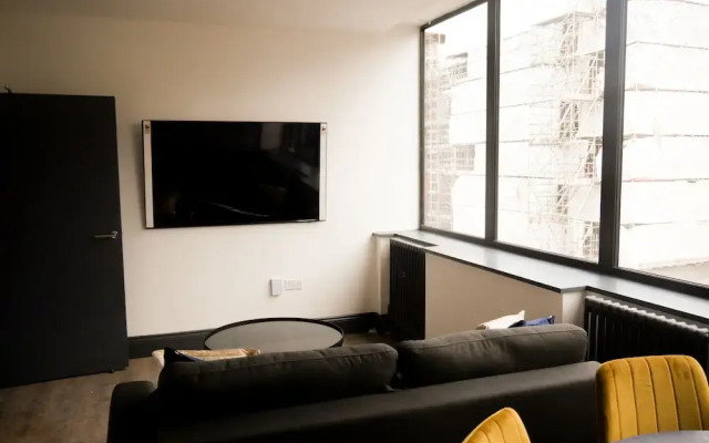New Oxford House Apartments
