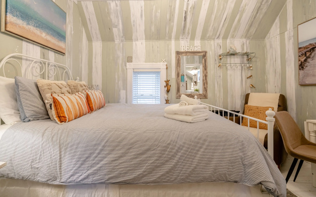 The Kingsville House