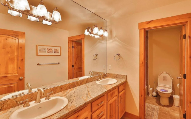 The Elevator House Sleeps 10!