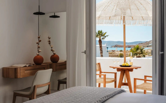 Phaistos Suites
