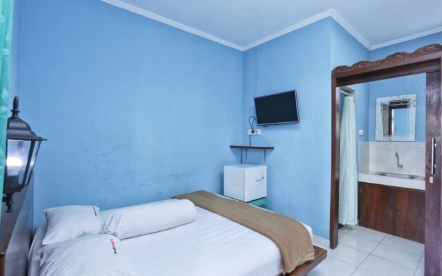 RedDoorz @ Raya Kerobokan 2