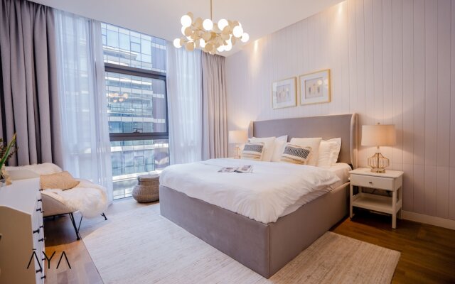 Aya - Impeccable 1BR Apartment with Balcony in City Walk