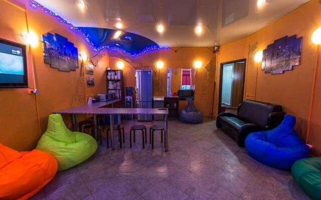 Hostel Time at the Red Gate