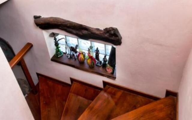 Evelina's Country House