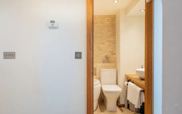 Coach House - Lovely Home in Cheltenham