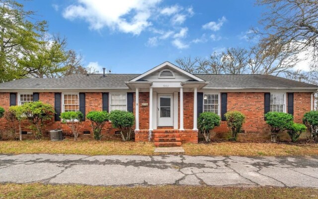 2BR Duplex Near From Uptown Charlotte