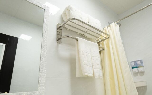 Hampton Suites