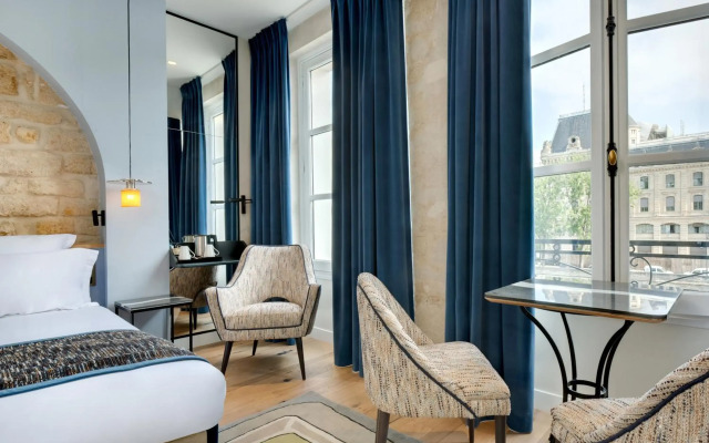 Hotel Les Rives De Notre Dame