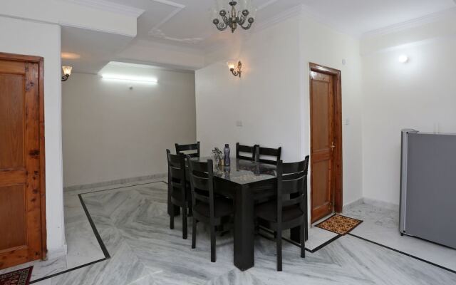OYO 9102 Home Cozy 3BHK Near Mall Road