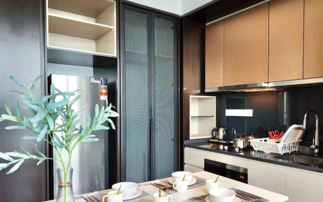Scarletz Suites KLCC by Mykey