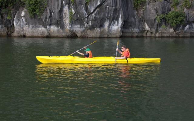 Luxury Imperial Cruise Halong