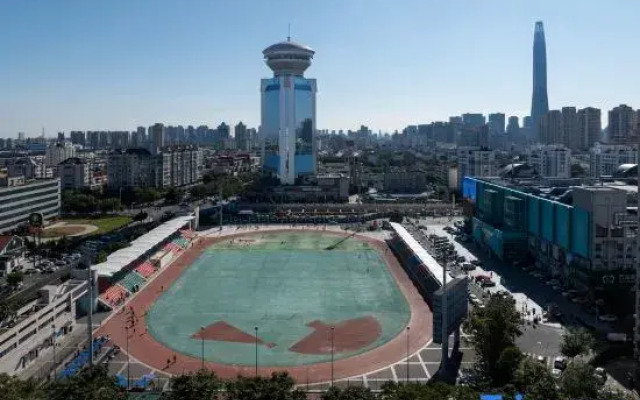 Tianjin Binhai  Third Avenue Atour Light Hotel