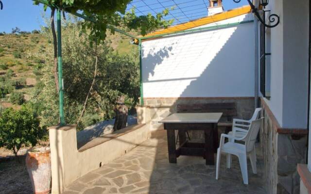 104305 House In El Gastor