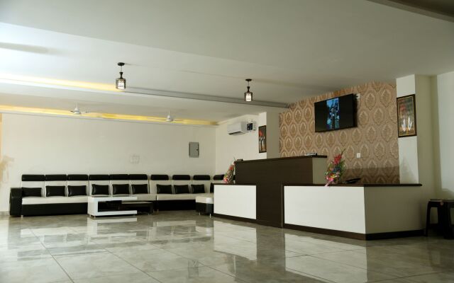 Hotel Holiday Hill
