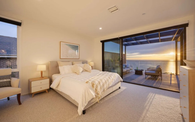 Azure Horizon Gas Heated Pool With Stunning View