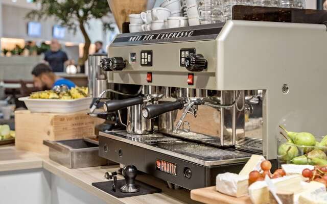 Best Western Plus Aby Hotel