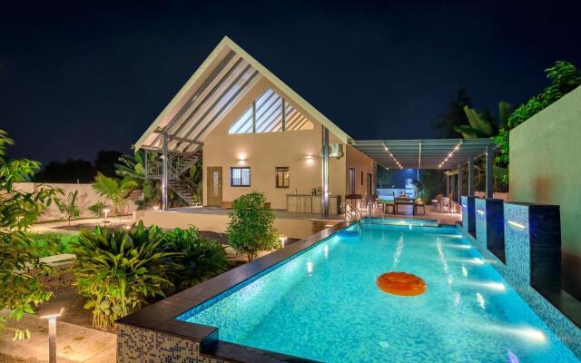 SaffronStays Eden, Nashik - pet-friendly villa with pool, jacuzzi & grape farm