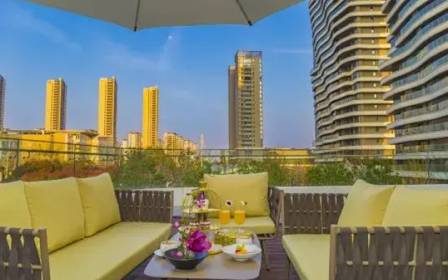 Yanhu Hantian Garden Hotel