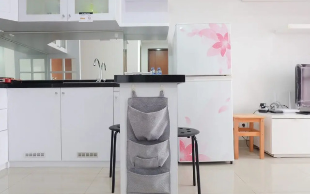 Elegant And Comfort 2Br Apartment At Royal Olive Residence