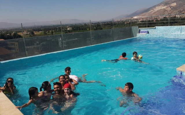Delora Hotel and Suites