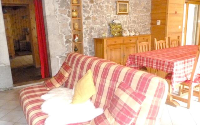 Chalet With 2 Bedrooms in Entremont, With Wonderful Mountain View, Pri