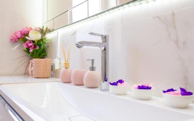 Heavenly Holiday Home