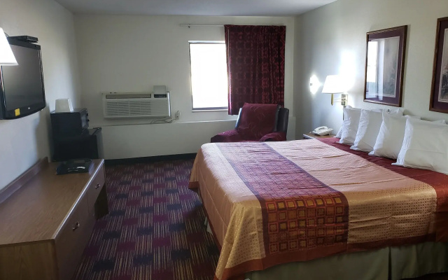 Americas Best Value Inn & Suites Harrisonville