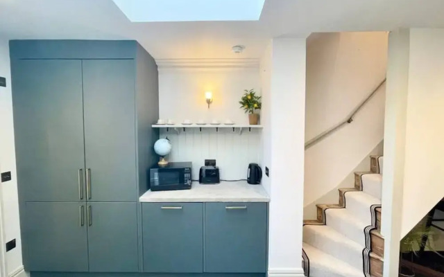 The Emerald - Central Henley 2 Bedroom House