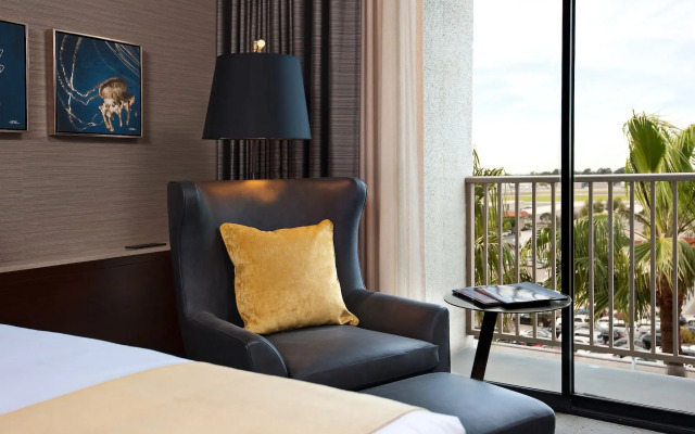 Hyatt Regency Newport Beach West