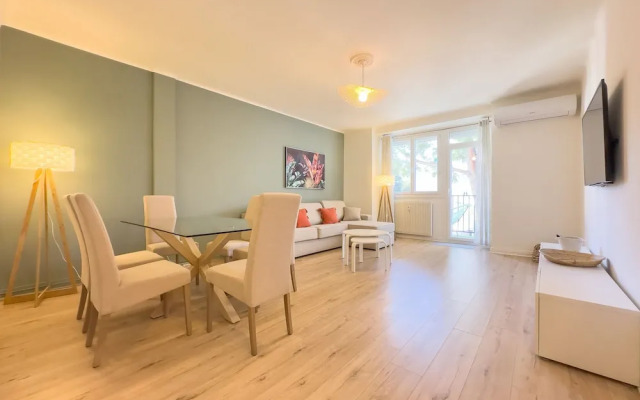 Le Palm in Cannes With 1 Bedrooms and 1 Bathrooms