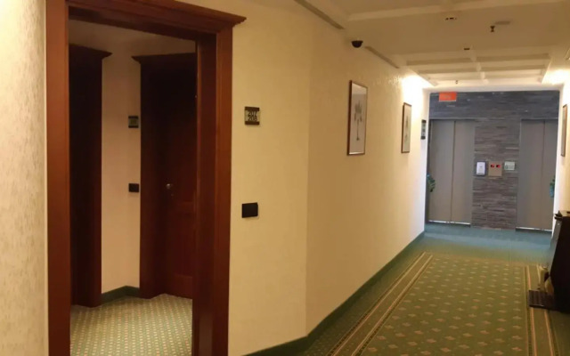 Lux Garden Hotel