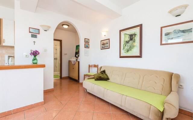 Stunning Home in Medveja With Wifi and 2 Bedrooms