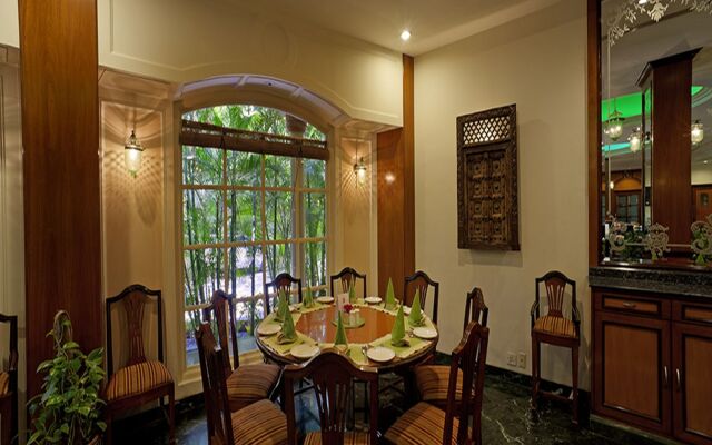 Renest Shraddha Inn - Shirdi