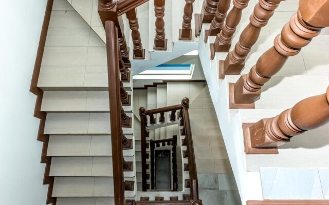 Ravel Boutique Hotel