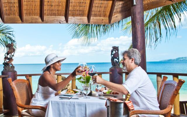 Maca Bana Luxury Boutique Resort