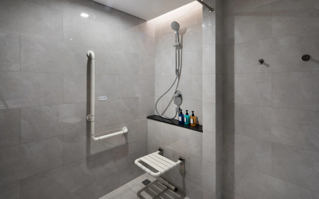 Holiday Inn Express Shenzhen Haiyuan City by IHG