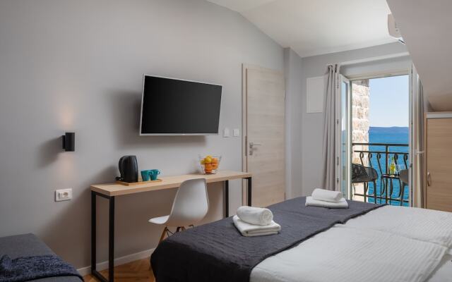 Rooms Solar Beach Inn