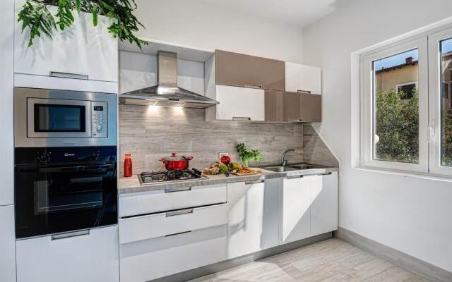 El Royale Suites Sorrento - Blanco