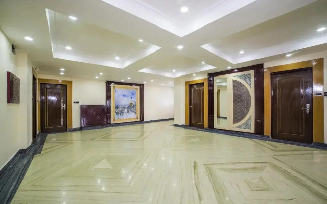 Opera Inn by OYO Rooms